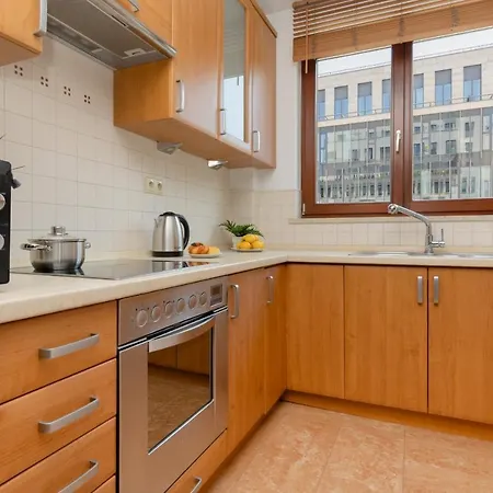 Zelazna Comfortable Center Of By Renters * Warsaw